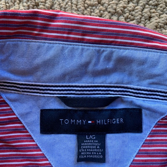Tommy Hilfiger shirt in very good condition - Picture 3 of 3